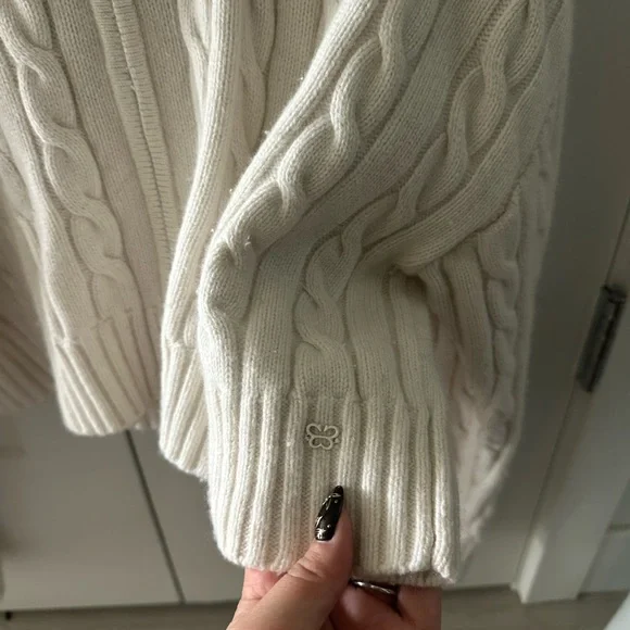 Sunday Best White Octavia Sweater Zip Up - Picture 5 of 9